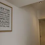 Valeria Apartman *